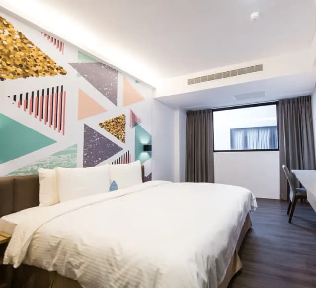 隱和旅｜近逢甲夜市-豪華雙人房-3