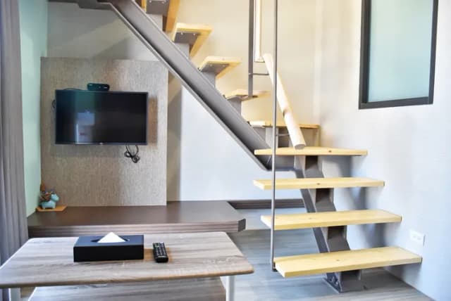 隱和旅｜近逢甲夜市-閣樓四人房-2