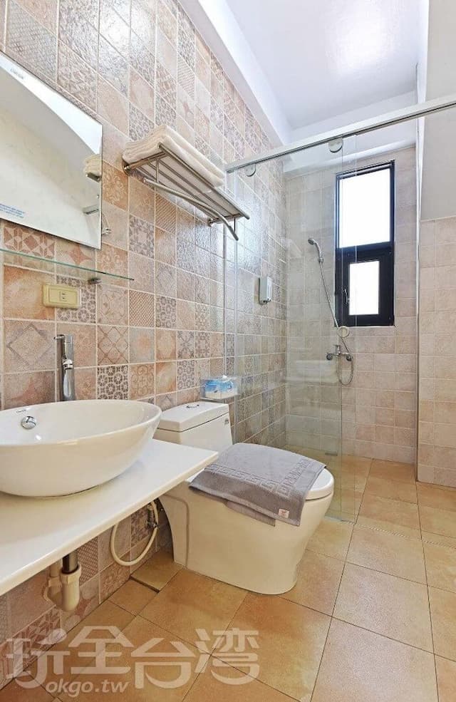 Lai seaside bed and breakfast-Ocaen view room l 海景陽台雙人房-10