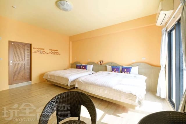 Lai seaside bed and breakfast-Ocaen view room l Seaview Quadruple Room-6