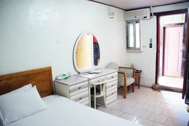 夏興客棧-溫馨二人套房-1