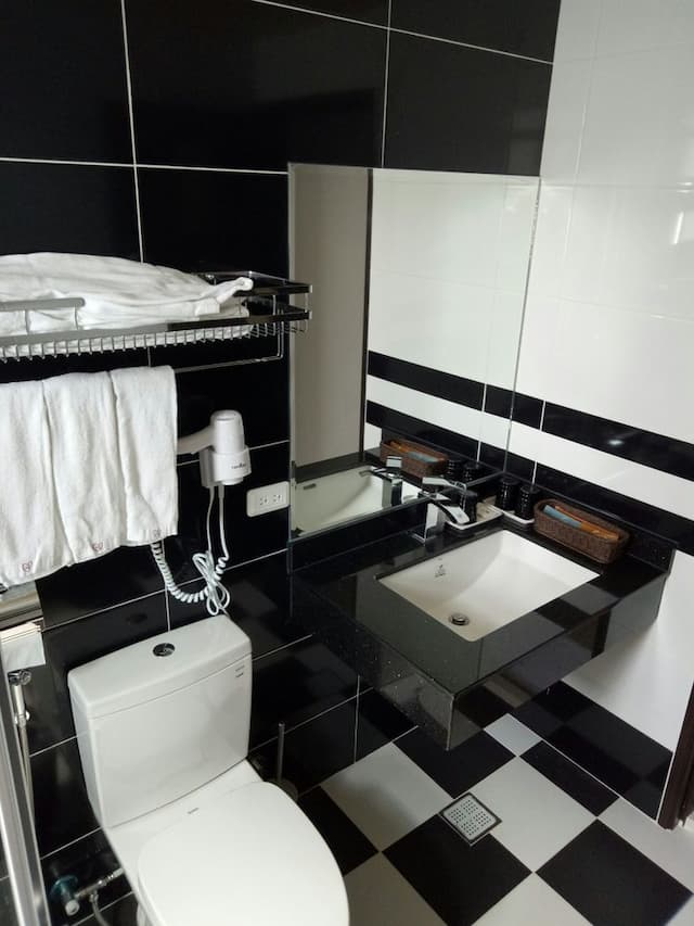 Lotus Guest House-Industrial style-6