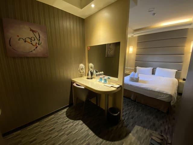 IN99 HOTEL-無窗精緻雙人房（二小床/一大床）-5