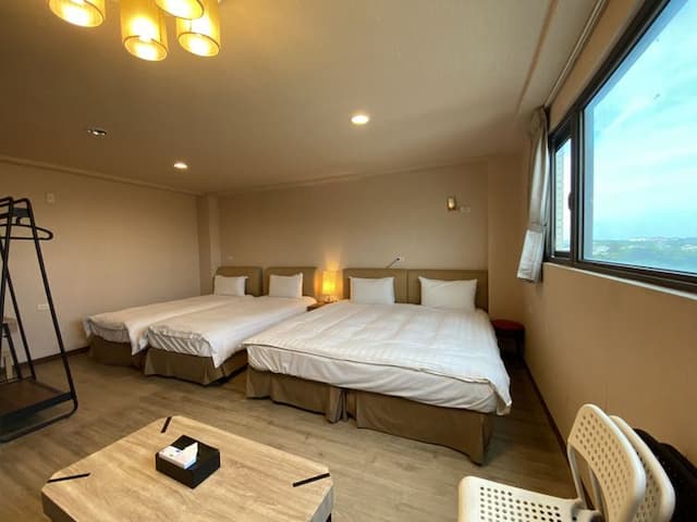 IN99 HOTEL-時尚家庭房-5