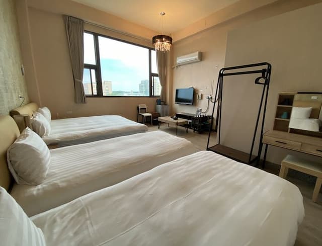 IN99 HOTEL-Quadruple family room-5