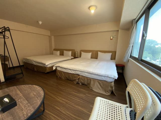 IN99 HOTEL-Quadruple family room-7