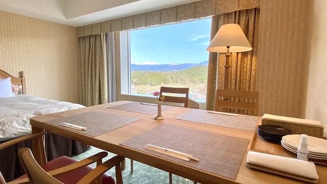 [Dining table set room 46 square meters] Dining table