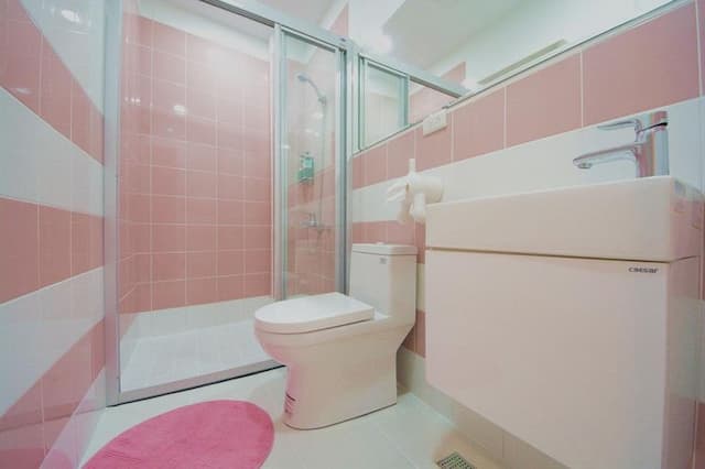 宜蘭羅東夜市迷彩民宿-粉雙人房-7