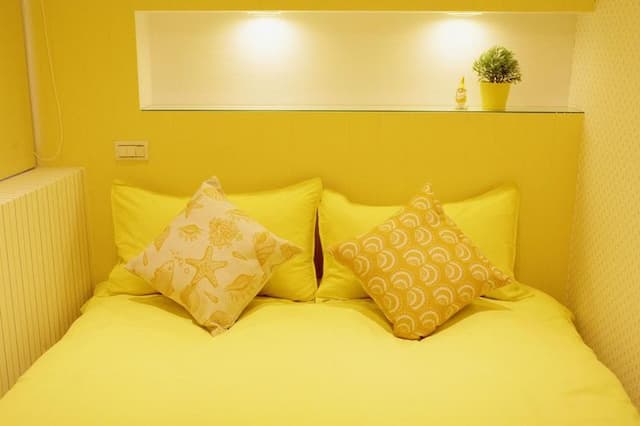 宜蘭羅東夜市迷彩民宿-黃雙人套房-5