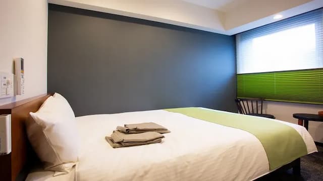 [Non-smoking] Semi-double ☆ Bed 140x200 / 15m2