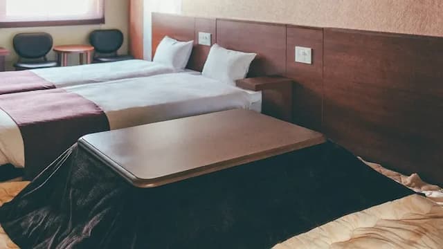 高山站前吳竹莊飯店｜高山站徒歩1分/三町古建築保存區徒步10分-現代日式豪華好萊塢雙床房【不挑房】-1