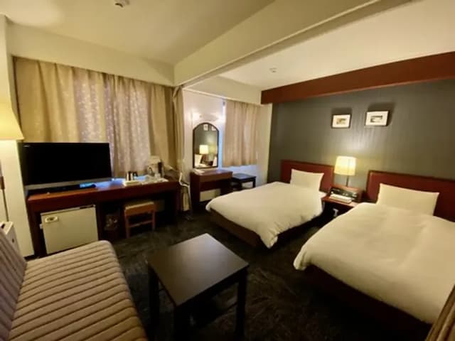佐世保微笑飯店｜JR佐世保站開車5分/近九十九島水族館/佐世保漢堡步行10分-豪華雙床房【不挑房】-1