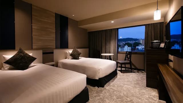 [Nagasaki Plus + Moderate Twin]