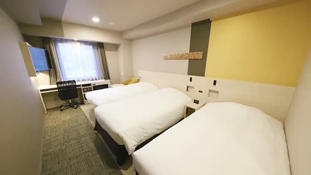 金澤西口站前微笑飯店 | 距金澤西口步行4分鐘-三人房【不挑房】-1