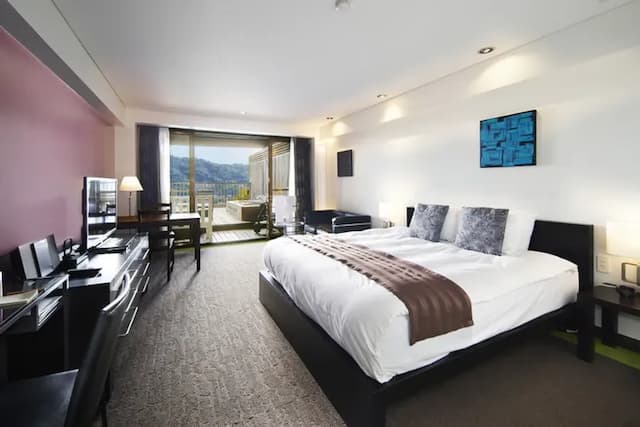 熱海溫泉 Relax Resort飯店｜熱海站開車5分-現代雙人房:附陽台露天浴池【不挑房】-1