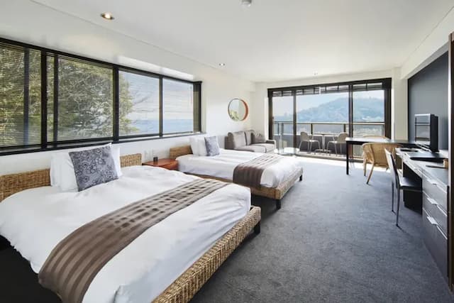 熱海溫泉 Relax Resort飯店｜熱海站開車5分-現代角隅雙床房【不挑房】-1