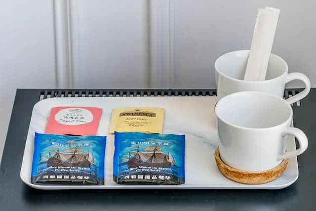 Cat at Greece-Double Room with Sea View and Balcony-11