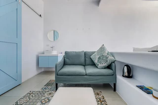 Cat at Greece-Deluxe Double Room with Sea View and Balcony-9