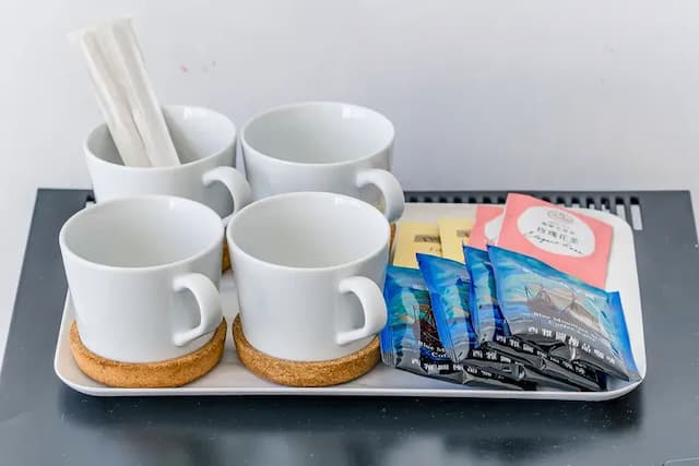 Cat at Greece-Quadruple Room with Sea View and Balcony-10