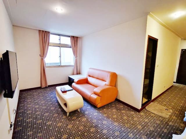 長鴻精品旅館-雅緻三人房-3