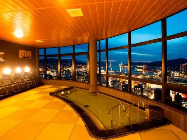 長崎飯店｜立山夜景/長崎車站開車10分/近諏訪神社-牡丹和洋室【不挑房】-6
