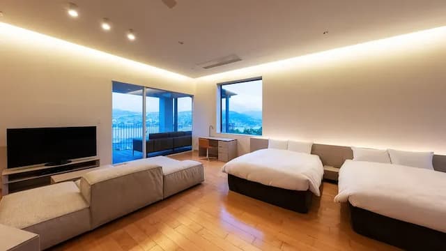 ■ Renewal in April 2011 ■ [Tower Suite] We propose a higher-grade stay, such as a new "terrace".