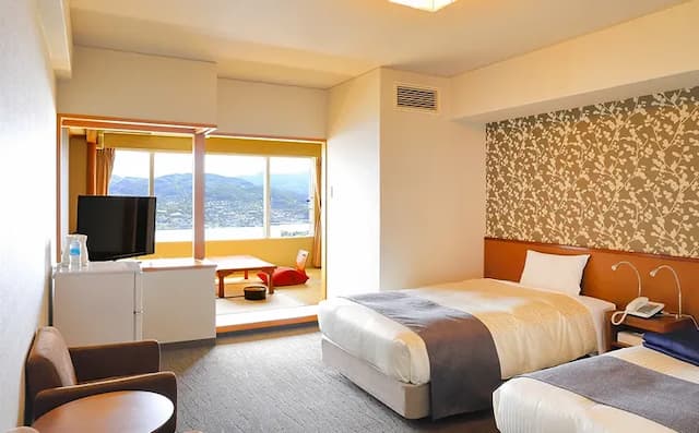 大江戸温泉物語 長崎ホテル清風-【最上階&夜景確約】 和洋室 [洋室ツイン+和室7.5畳]-1