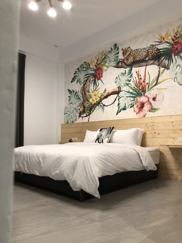 Peninsula-Hot forest double room-7