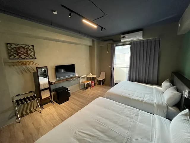 Longlang Homestay-Deluxe Quadruple Room-1