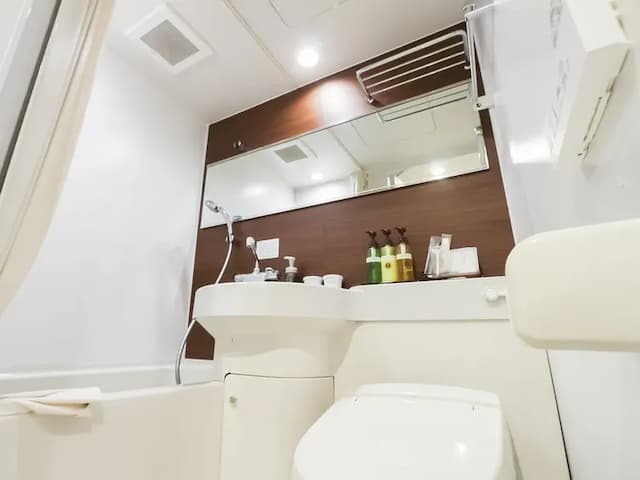 ◆ Single room (bathroom) ◆