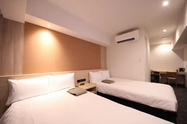 禮品高山飯店-雙床房-2