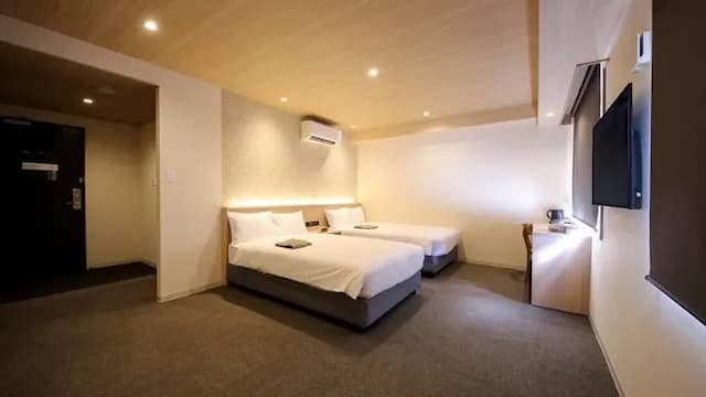 禮品高山飯店-高級雙床房-3