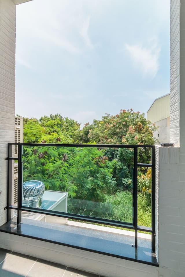 異宿風巢景觀旅店｜可10人包棟｜-高級雙人房-附陽台-202-6