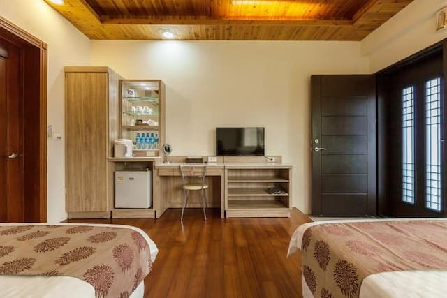 Countryside B&B-Gentleman Twin Room-2