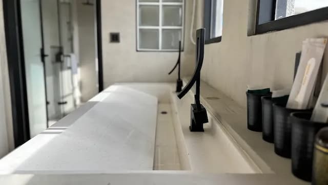 Hotel Initial-Tainan-Deluxe Quadruple Room with Bathtub-11