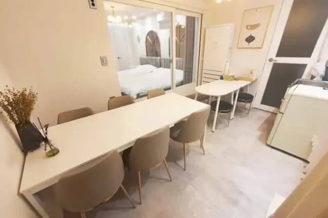 雲弘大旅居｜近弘大入口站 京義線林蔭道-Room 1-5