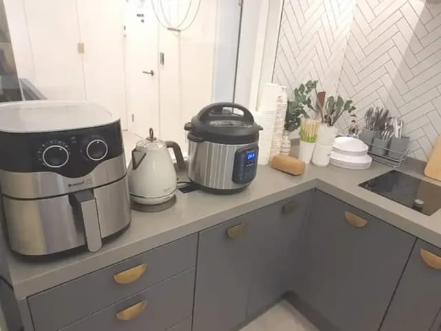 雲弘大旅居｜近弘大入口站 京義線林蔭道-Room 1-7