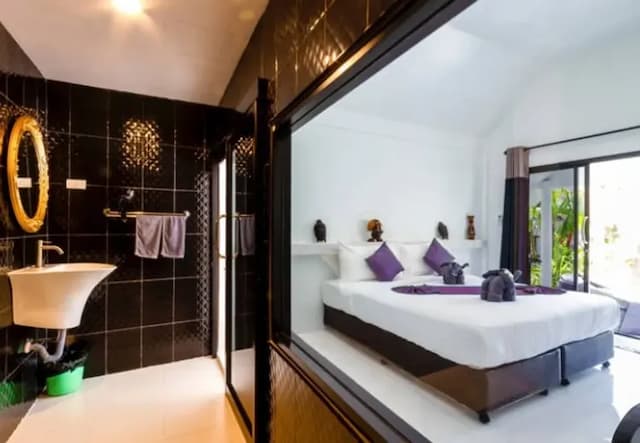 EL PILLAX LANTA RESORT-Deluxe Room (Room only)-4