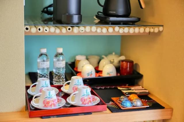 飛驒高山 本陣平野屋 花兆庵｜高山站徒歩10分/三町古建築保存區徒步3分/免費車站接送服務-華やぎの間｜附檜風呂、按摩椅【不挑房】-5