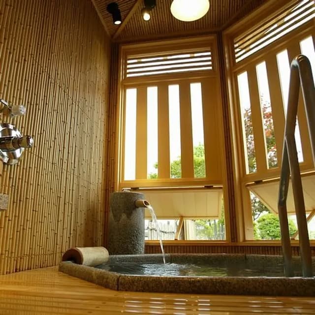 [Room] Guest room with semi-open-air bath "Kaze no Ma" Soak in the octagonal bathtub and enjoy the seasonal breeze