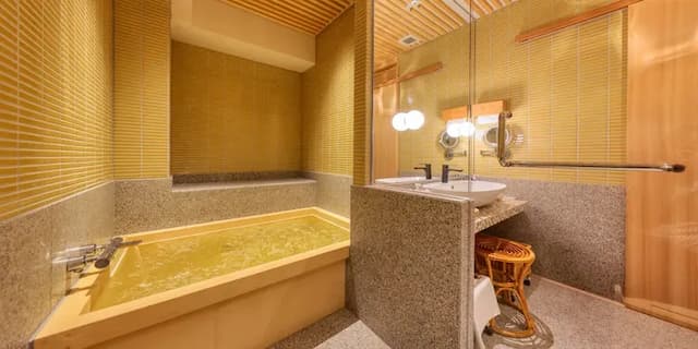 飛驒高山 本陣平野屋 花兆庵｜高山站徒歩10分/三町古建築保存區徒步3分/免費車站接送服務-慈｜附檜風呂【不挑房】-4