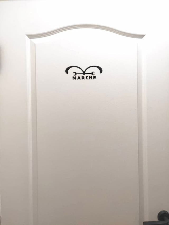 black kitten BNB-202 One Piece Style 2-4 Bed Room (Extra Bed Available) (Self-service check-in, please be sure to add the check-in steps)-11