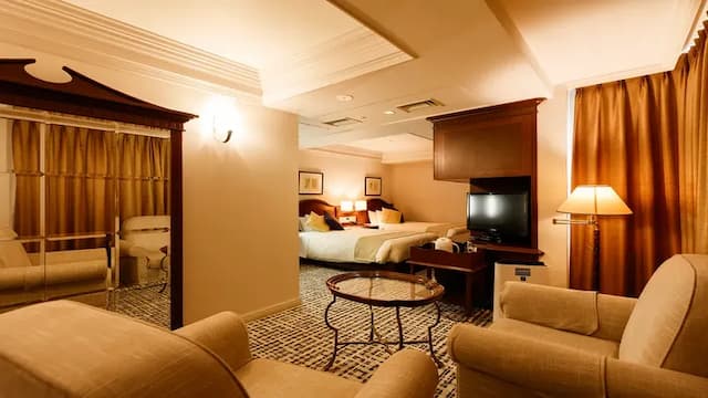 corner deluxe twin image