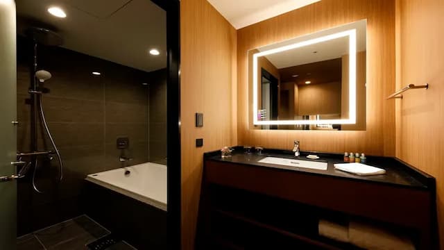 Luxe twin/bathroom example