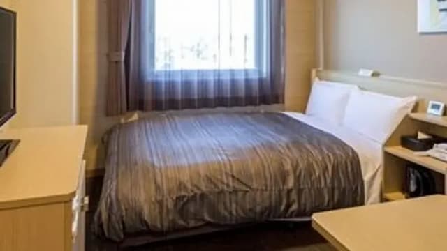 Biz Court Semi-Double Room