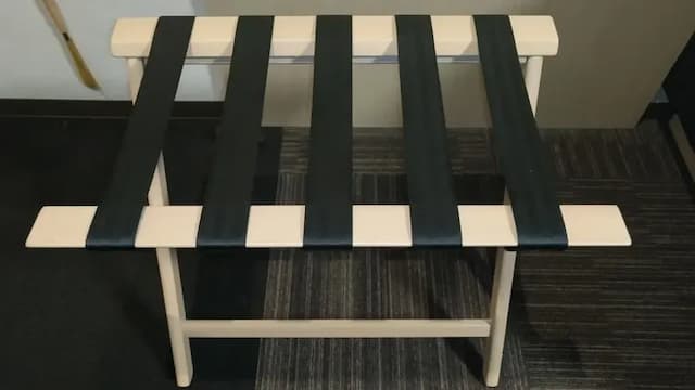 Biz Court Baggage Rack (Please use it as a luggage storage.)