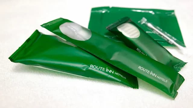 Amenities (toothbrush, razor, hairbrush, body sponge, cotton swab)