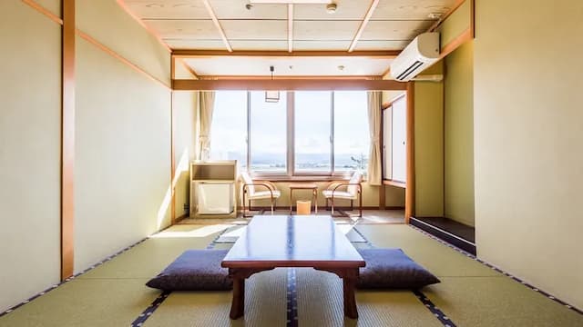 8 tatami, mountain side (non-smoking)