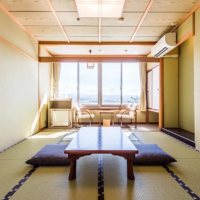 8 tatami mats mountain side (non-smoking)