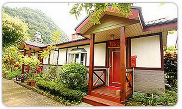 鳳凰宿甲蟲生態民宿-四人溫馨獨棟小木屋-1